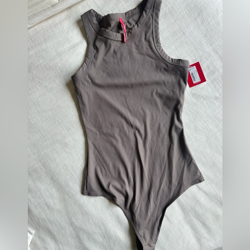 NWT Spanx Sleeveless Ribbed Bodysuit in Taupe